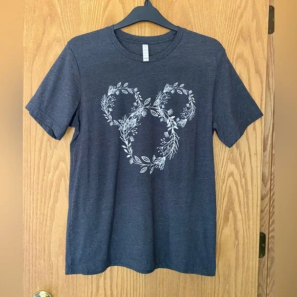 Mickey Mouse Head T-shirt - Picture 1 of 6